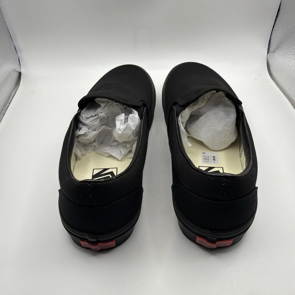 Vans  Unisex Adult Classic SlipOn Shoes In Black/Black. Men's 9.5,Women's 11 - Picture 5 of 13